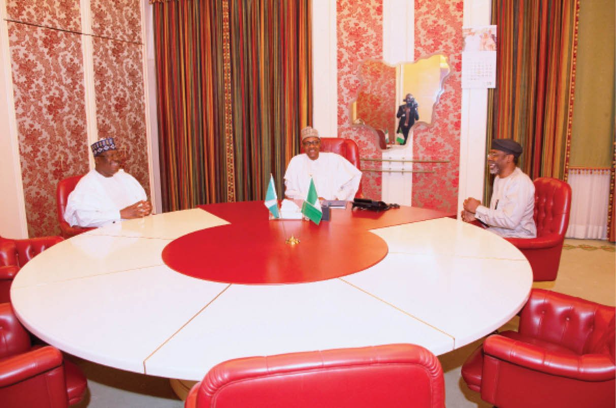 President Muhammadu Buhari (Middle) Flanked by the President of the Senate, Senator Ahmed Lawan and Speaker Rt Hon Femi Gbajabiamila during a meeting at the State House, yesterday in Abuja. Photo: State House 