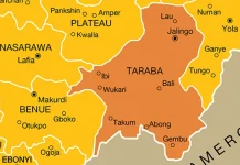 EFS distributee sanitary pads to adolescent girls in Taraba