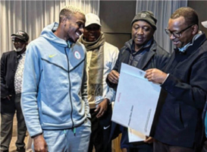 FG Fulfils Land, Housing National Honours Award to Super Eagles