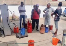 Cooking as price surges to N1,700/kg in Nasarawa, N1,600 in Abuja amid supply crisis