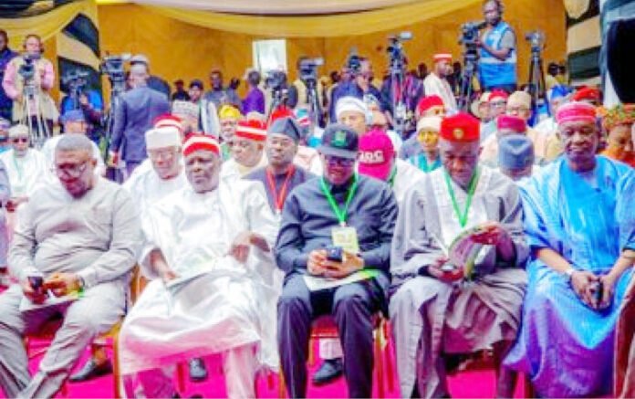 The gathering and scattering of the opposition