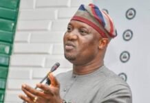 APC Ticket Row Deepens as Akinlayo Produces Payslips to Challenge Ibrahim’s Eligibility