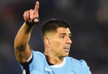 No World Cup for Suárez as Bielsa unveils final Uruguay squad