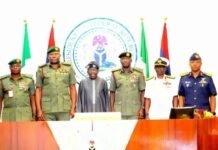 Tinubu meets security chiefs over insecurity