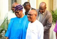 Akpabio Mocks PDP, Tells Wike to ‘Let Dead Party Die